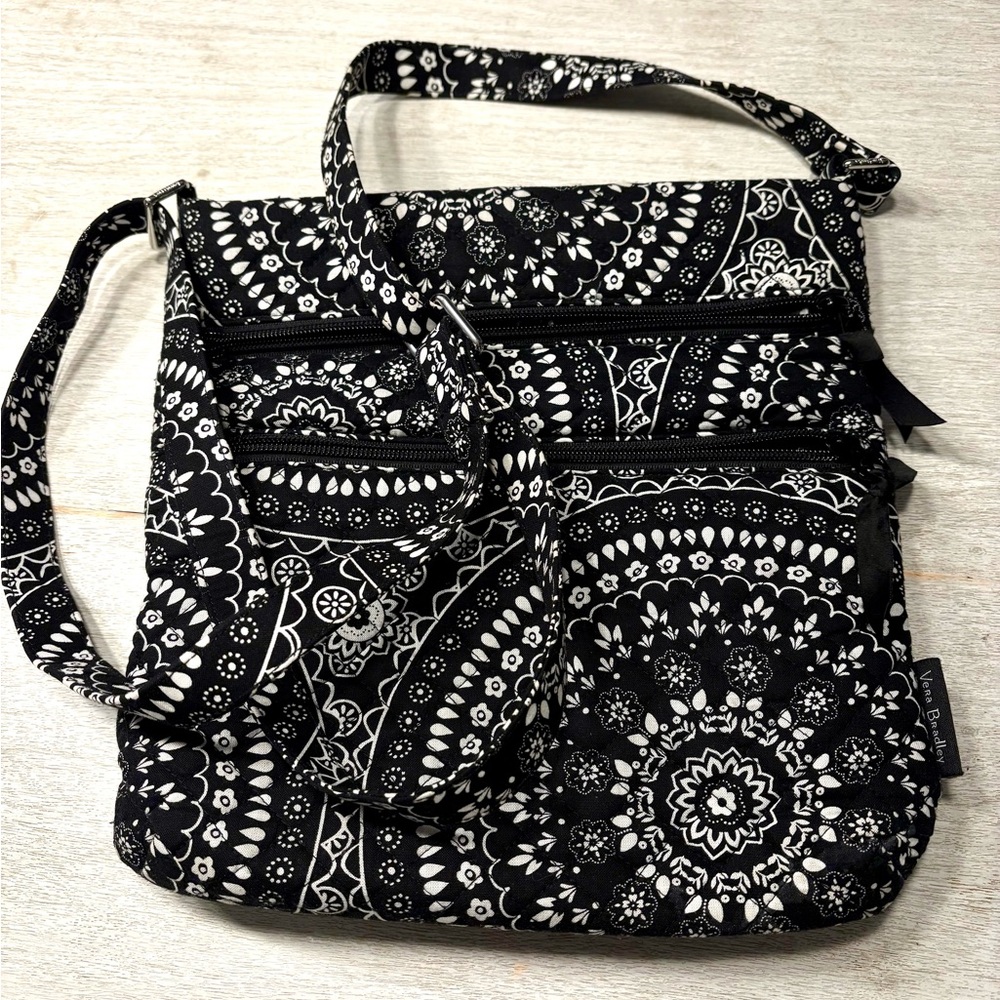 Vera Bradley Crossbody Hipster Purse Handbag